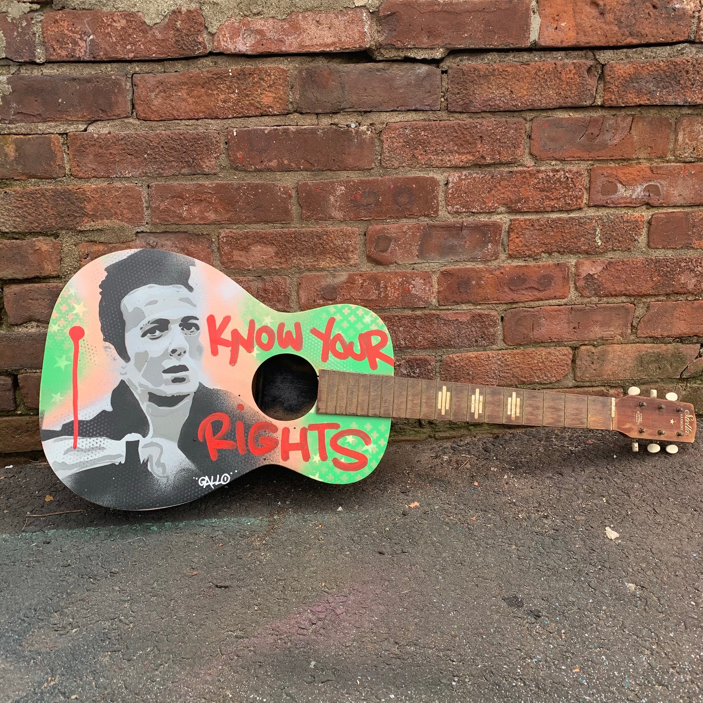 ‘’Strummer’’